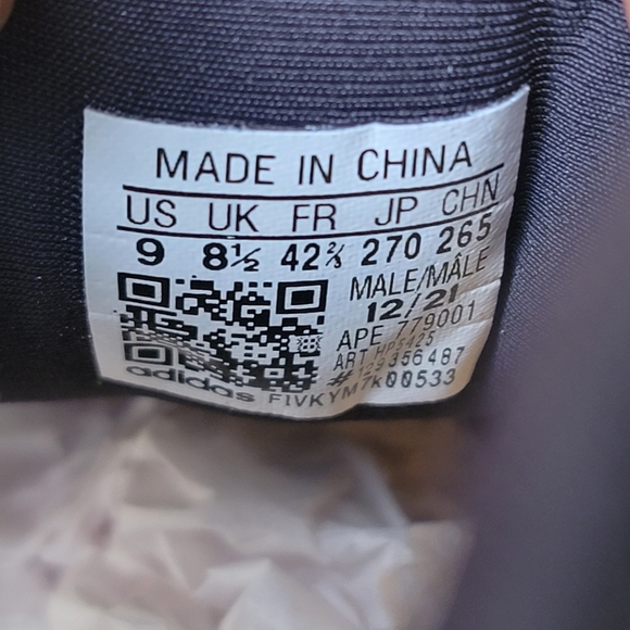 🆕️ Adidas Yeezy 700 Men's size 9 - Picture 5 of 6